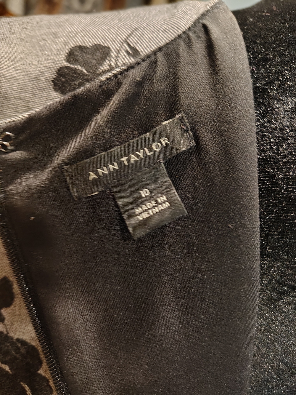 Ann Taylor Gray Midi Dress with Black Floral Print - Picture 10 of 13